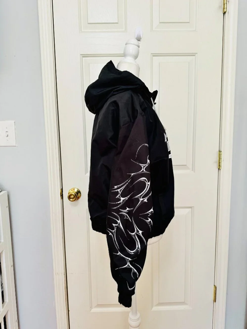 VON DUTCH RHINESTONE STUDDED FULL ZIP HOODED WINDBREAKER LIGHT JACKET BLACK XL - Picture 3 of 10